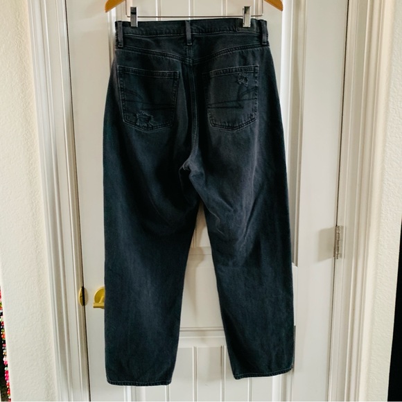 American Eagle Black Distressed Highest Rise 90s Boyfriend Jeans | Size 10 - Picture 3 of 9